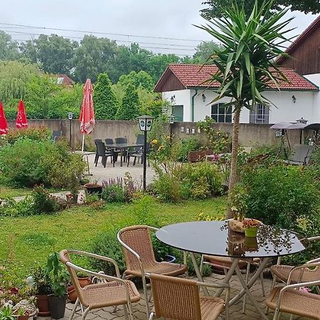 Gasthaus Schwarzer Adler Altenberg  エクステリア 写真