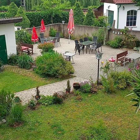 Gasthaus Schwarzer Adler Altenberg  エクステリア 写真