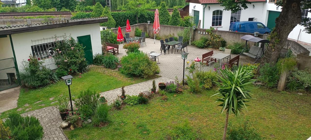 Gasthaus Schwarzer Adler Altenberg  エクステリア 写真
