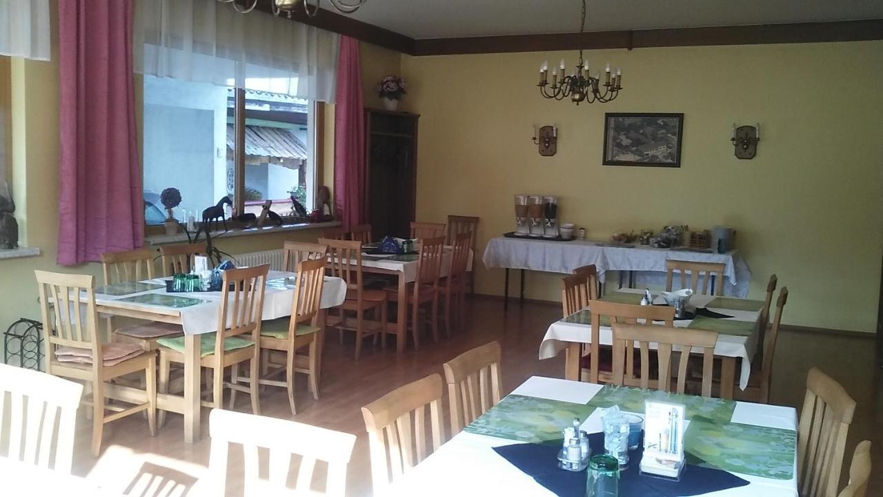 Gasthaus Schwarzer Adler Altenberg  エクステリア 写真